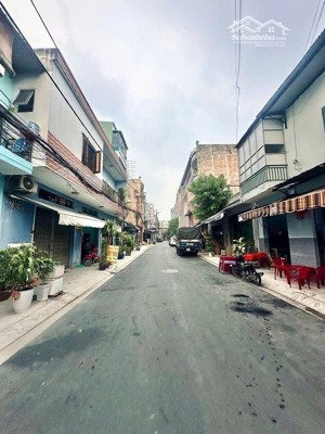 nhà khu bàu cát 76m2 nhà cũ tiện xây mới giá chỉ 6 ty8,sát trường chinh, nhà ga t3, bv thống nhấ