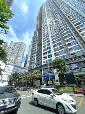 khu cao cấp landmark 81 . 2pn 2wc | tầng đẹp | giá tốt chỉ 9.8 tỷ