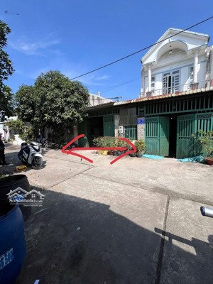 diện tích 5* 20 hiếm.có khu dân trí cao tầng đường 6m ô tô qoay đầu chỉ 3,3 tỷ