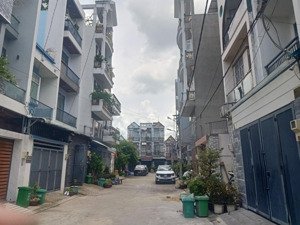 bán nhà lê văn khương 60m2,nhỉnh 6 tỷ , đường 8 m, thông.lh ngà nhà phố xem nhà trực tiếp.