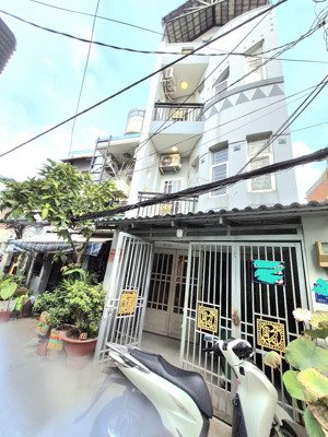 nguyễn thị thập q7- 4 tầng đúc- 4x12m vuông vức- hẻm 4m- chỉ 4 tỷ nhỉnh