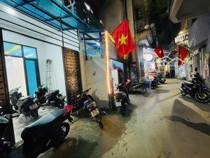 bán nhà ngõ 554 trường chinh đống đa lô góc hai mặt ngõ ô tô qua nhà dt 48m 4 tầng- mt 3,7m- 15,5tỷ