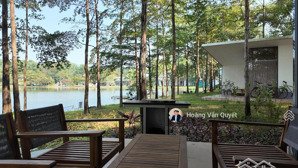 bán biệt thự mặt hồ bách thanh 140m2 full nội thất view đẹp đỉnh kèm sân vườn 3.8 tỷ lh 