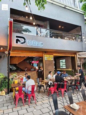 chính chủ gửi cho thuê nhà mặt tiền 318-320 võ văn kiệt, p. cô giang, q1, 8.5x26m, 