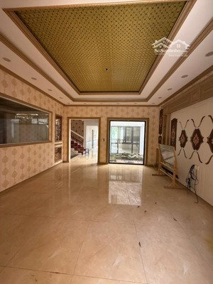 bán bds rẻ nhất mặt tiền hoà cường biệt thự 3 tầng, dt 300m2 đường 5m5 sát tố hữu, chỉ 7x tr/m