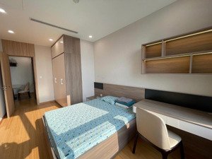 (chính chủ). bán gấp căn hộ 2pn - 3pn chung cư the zei, view hồ, giá tốt nhất thị trường!