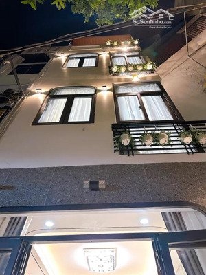 khu vip hoàng hoa thám , phú nhuận - sát hxh thích quảng đức 5pn - 4 tầng - full nội thất - 7.25 tỷ