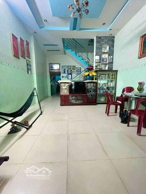 nhà 2 tầng 2 mặt tiền trước sau rộng 5 và 7m, hẻm 532 đường lê trọng tấn, tân phú, dt 93m2, chỉ8,5t