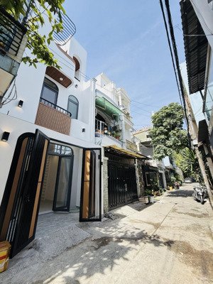 nhà mới xây đón tết- q. tân phú- 54m2- thiết kế sang trọng, trẻ trung-sát aone mall- chỉ trên 7 tỷ