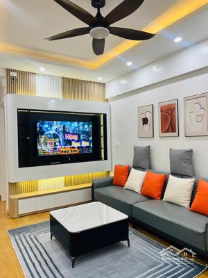 rất hiếm căn góc oct1 đn1, 85m view hồ đẹp full nội thất 3pn, tầng đẹp, giá: 6,35tỷ, siêu hót!