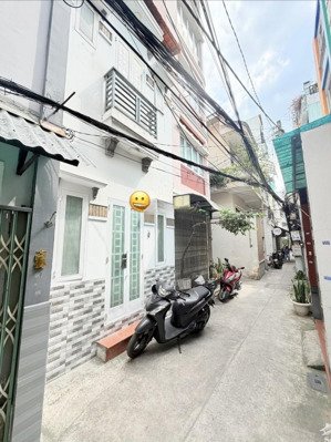 nhà bán 2 tầng hẻm nguyễn thị minh khai quận 1 dt: 3.4m x 10m giá 7.2 tỷ tl