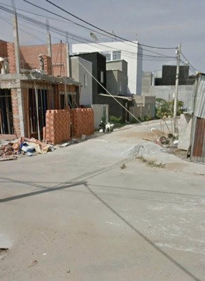 cần bán gấp miếng đất đẹp ở đường lê văn lương diện tích 101m2