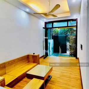 tích lũy tương lai, nhà to rộng hoàng hoa thám,mặt ngõ nông, ô tô đỗ cửa, 2 thoáng, ở/giữ tiền 46m2