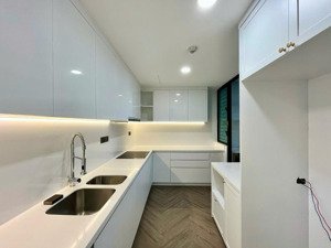 bán 3pn2wc - tầng cao - view sông - căn góc 13 tỷ 106m2 all in !