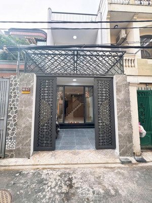 nhà 3 tầng mới hẻm xe hơi trường chinh thông ba vân , phường 14, tân bình.dt 60m2 giá hơn 8 tỷ.