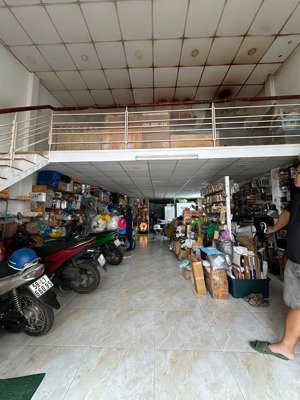 nhà tân phú đường lũy bán bích gần đầm sen 5 phút giáp quận 6, quận 11. 6,8m x 20m chỉ 10 tỷ 5