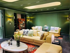 nhà liền kề dt 60m2 mặt 4m tổng 4.5 tầng gầm 1 tầng hầm và 3.5 tầng nổi