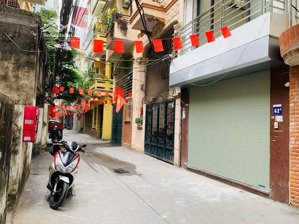 siêu phẩm nhà đẹp đón tết - phạm văn đồng 35m x 6tầng, 15m ra ôtô - 50m ra mặt phố