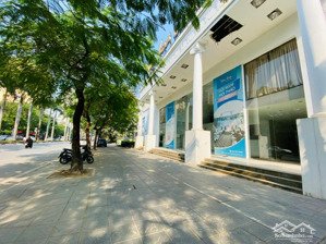 bán mặt phố lê đức thọ, mặt tiền 61m. sổ vuông 4 mặt tiền. giá đầu tư