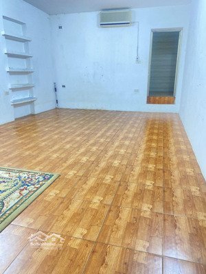 cho thuê căn hộ 34m2 tầng 2 nhà b15 tập thể kim liên, điện nước giá nhà nước, vào ở luôn 