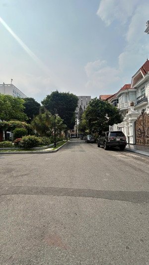 bán gấp trước tết biệt thự him lam phổ quang p.2 tân bình 240m² gần sân bay 89 tỷ tl mạnh