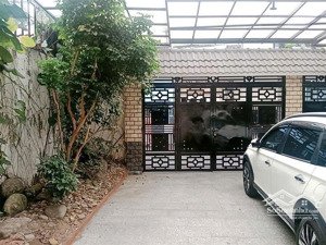 cần bán gấp nhà hẻm 220 nguyễn văn khối ngang 10.2m 235m2 tiện xây bt ngay làng hoa chỉ 24 tỷ