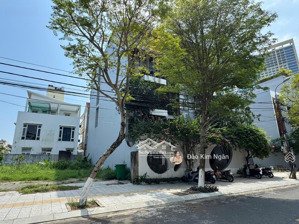 (vị trí đẹp) 270m2 đất mt vương thừa vũ - đoạn đẹp gần đỗ thế chấp, sun costa - cách biển 100m.