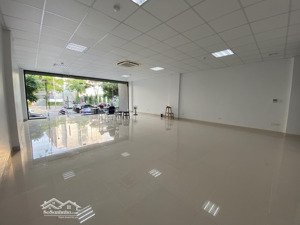 cho thuê sàn văn phòng mặt phố trần thái tông giao duy tân, dt 100m2, 120m2, 220m2