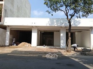 chính chủ cho thuê shophouse khu khang linh phường 11. diện tích 85m2. lh 