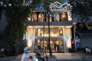 cho thuê nhà mặt phố hoàng cầu giá tốt diện tích: 90m mặt tiền: 6,5m