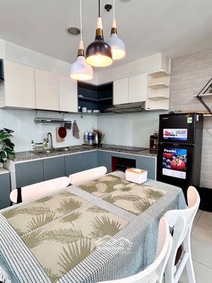 bán căn hộ 1pn/1wc ở tháp 3 masteri thảo điền, tầng thấp, view hồ bơi, đang có sẵn hợp đồng thuê