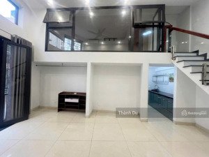 cho thuê ccmn ngọc thuỵ, long biên, có gác xép, 1 khách, 1 ngủ , nhà đẹp mới tinh -giá 6tr/thg