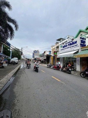 đất chính chủ gủi cần bán gấp thuộc phường đông hung thuận q12 dt: 20 x 100m giá 140ty