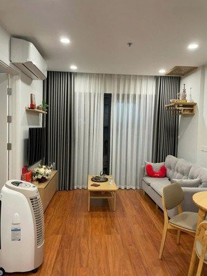 chính chủ cho thuê căn hộ 1 phòng ngủ + 1 tòa i4 imperia smart city