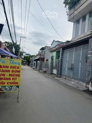 giá quá tốt - chính chủ gửi bán nhanh lô đất mặt tiền đường số p. cát lái (q.2 cũ)