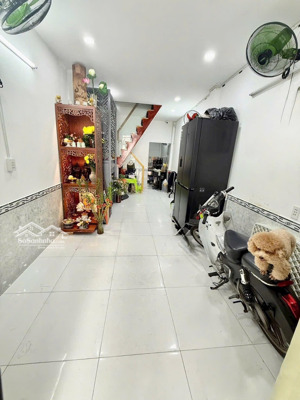 bán nhà 2 tầng vị trí đẹp âu dương lân p3. q8 gần tttm aeon mall