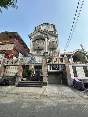 quận 6 - 60tr/tháng cho thuê biệt thự khu bình phú gần công viên q6