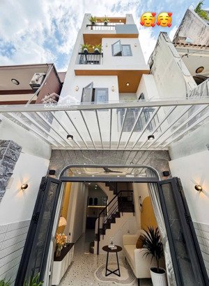 giảm giá bán gấp căn nhà nguyễn thị minh khai, đa kao, q1, 6,050ty/79,3m2. cho thuê 35 tr/tháng