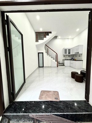 nhà đẹp văn chương, 2 mặt thoáng vĩnh viễn, gần phố, sát oto, gần đường trường chợ 35m*4tang - 7t99