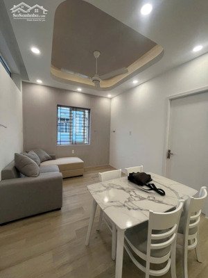 cho thuê căn hộ hùng vương ngay siêu thị điện máy - 2pn, nhà mới đẹp, giá chỉ 8.5tr/th