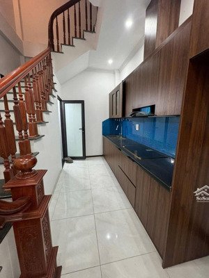 cho thuê nhà nới teng phố trạm