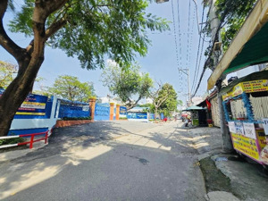 nhà mặt tiền hẻm ngay chợ thủ đức ngang lớn 4.5m 115m2 gần phạm văn đồng chỉ nhỉnh 7 tỷ !!