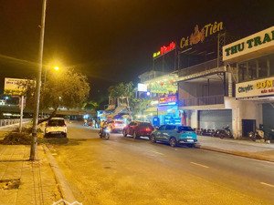 b70. bán nhà mặt tiền bờ kè cù huân view siêu đẹp - tuyến phố hải sản sầm uất nhất nha trang