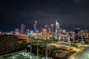 bán gấp 2pn, 2wc, 69m2 tại the opera residence, giá rẻ nhất, cạnh tranh nhất view quận 1 độc tôn