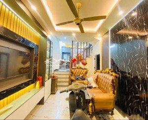 hàng hiếm. cần bán nhanh nhà như mới kim giang - hoàng mai - hà nội. giá chỉ bằng căn hộ 3 pn