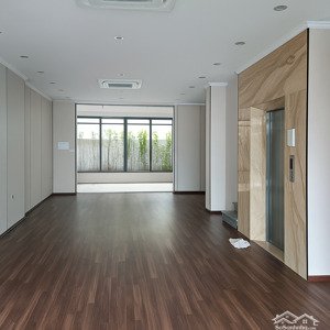 cho thuê nhà lê đức thọ, mỹ đình. dt 100m, 5 tầng, ô tô đỗ cửa. giá 35 triệu