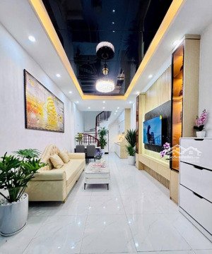 chính chủ gửi bán nhà dt 60 m hơn 7 tỷ nhà ngọc hồi ô tô đỗ trong nhà đất phân lô sổ đỏ lâu dài