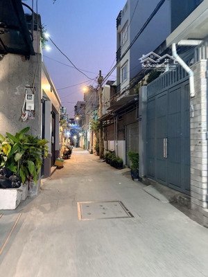 bán gấp chdv đinh tiên hoàng giáp q.1 giảm ngay 600tr còn hơn 11 tỷ-5.1x17m-4tầng- dòng tiển 840tr