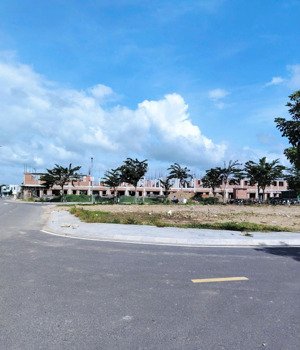 hiếm! lô góc 2 mặt tiền kinh doanh đối diện cc mk central city phủ hà giá chỉ 39tr/m²