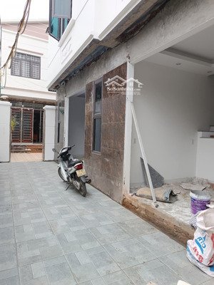 3 tầng xây mới đầy đủ đồ, 35m giá 1650